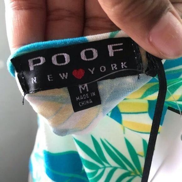 Poof New York Spaghetti Strap Crop top Blue - Picture 2 of 8